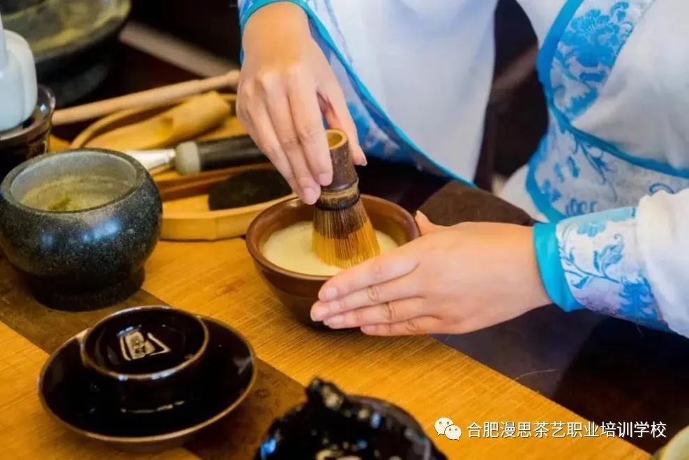 點(diǎn)茶體驗(yàn)班